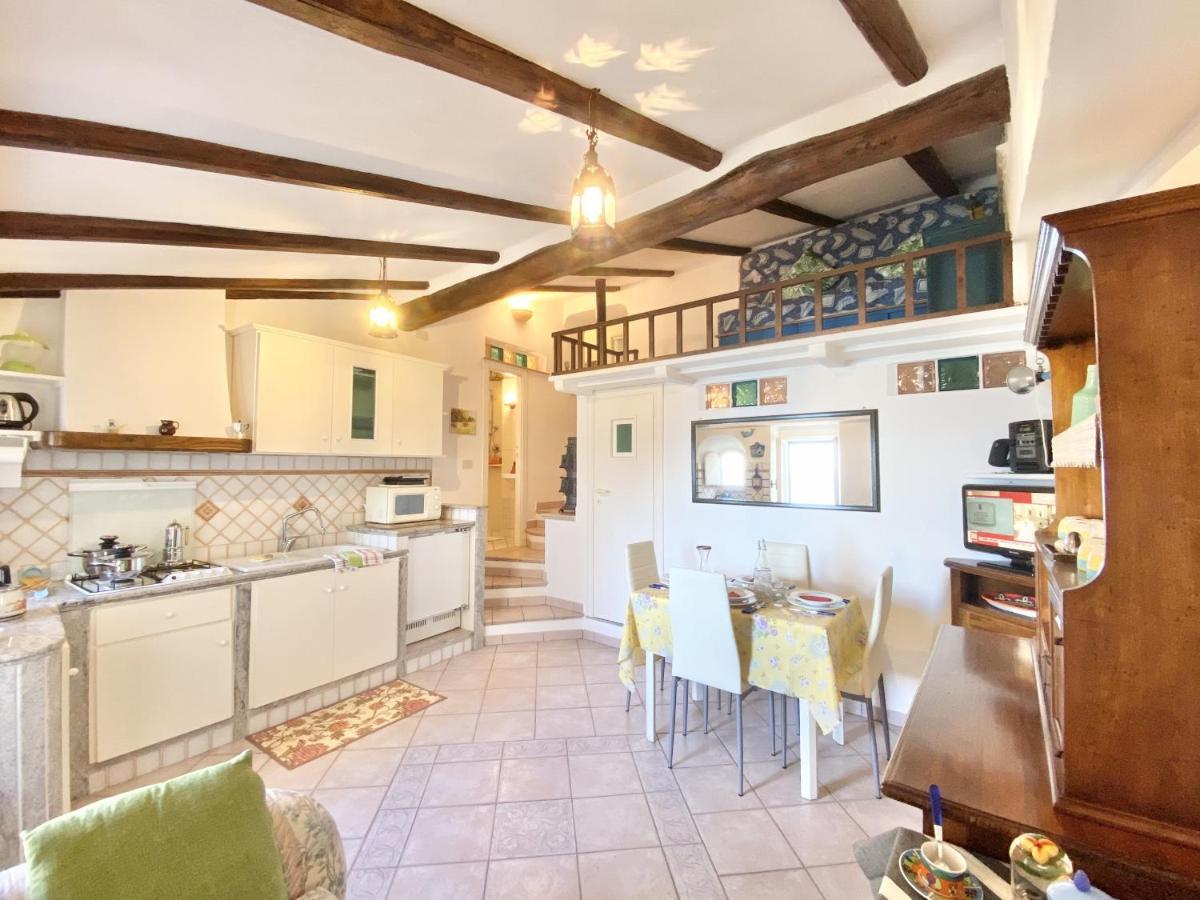 ספרלונגה Holidaycasa Gio - In Centro Vista Mare מראה חיצוני תמונה